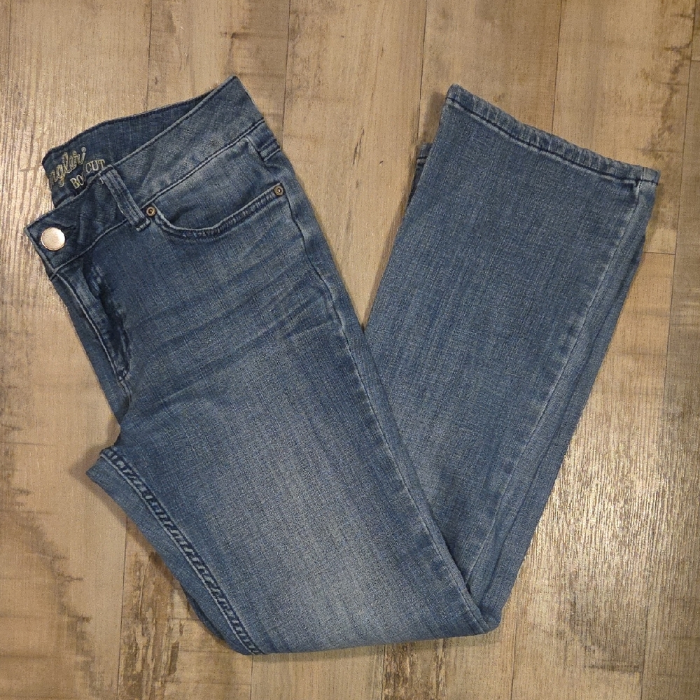 Wrangler Women's Classic Straight Leg Blue Jeans